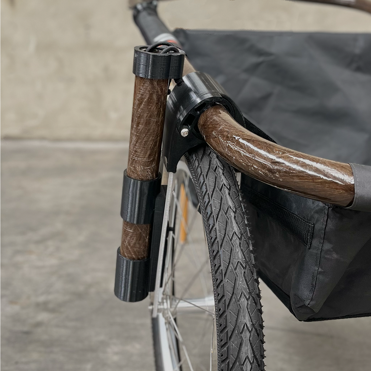 Pack Big Fish - La remorque Maïna et son support pour canne à pêche