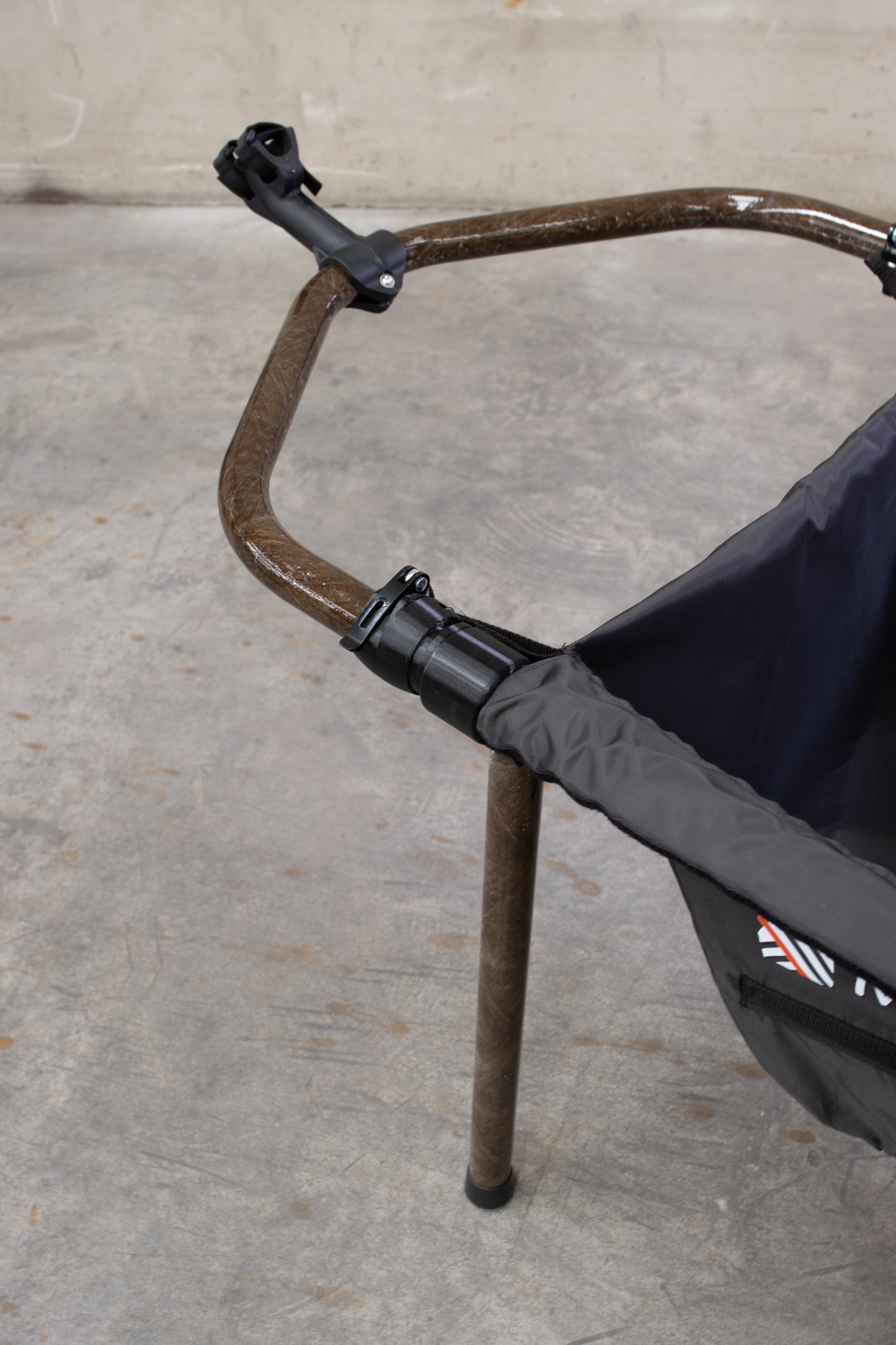 Pack Vélo au Quotidien - La remorque Maïna et sa béquille
