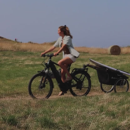 Pack Sports Outdoor - La remorque de vélo Maïna et son rack à planches